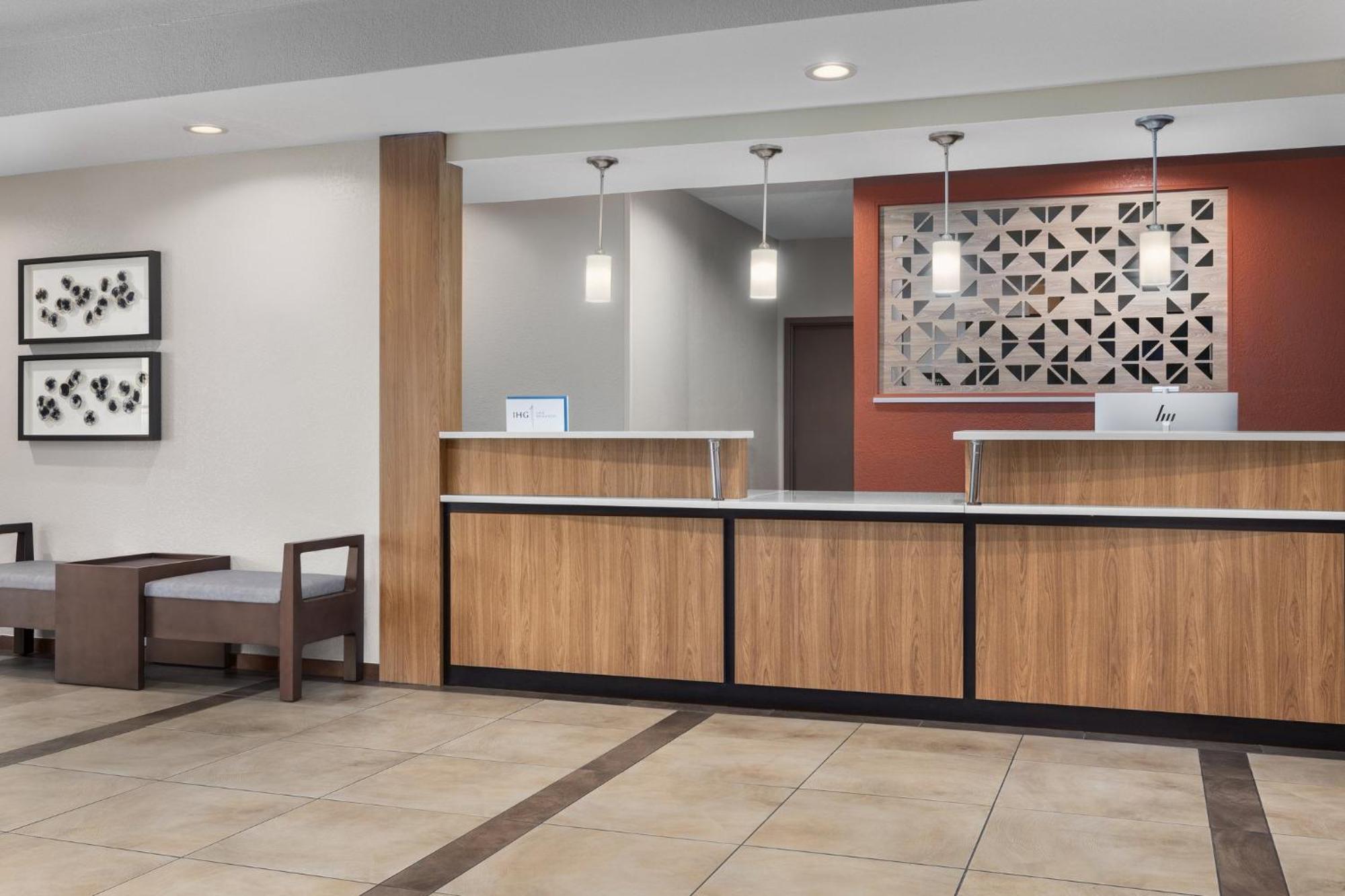 Candlewood Suites Alexandria By Ihg Exterior photo